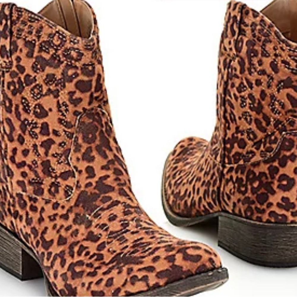 Leopard Western Boots